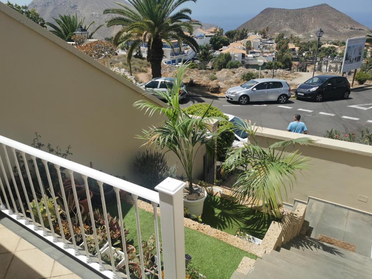 Relax And Enjoy In Tenerife Sud! Villa Chayofa Esterno foto